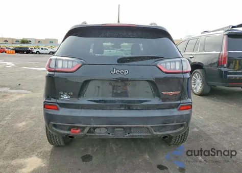 2021 Jeep Cherokee Trailhawk z USA, uszkodzony, nr VIN 1C4PJMBX2MD129675